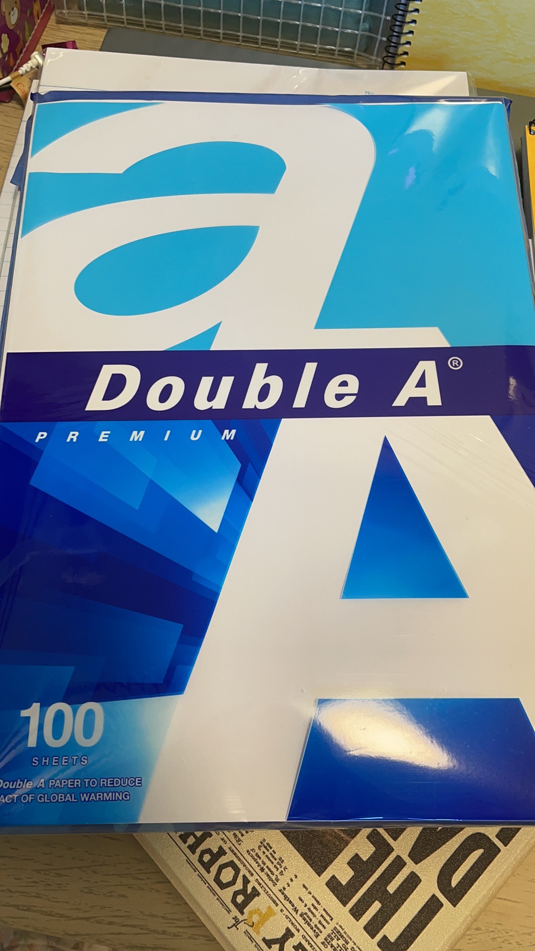 书写纸和布艺内衣盒