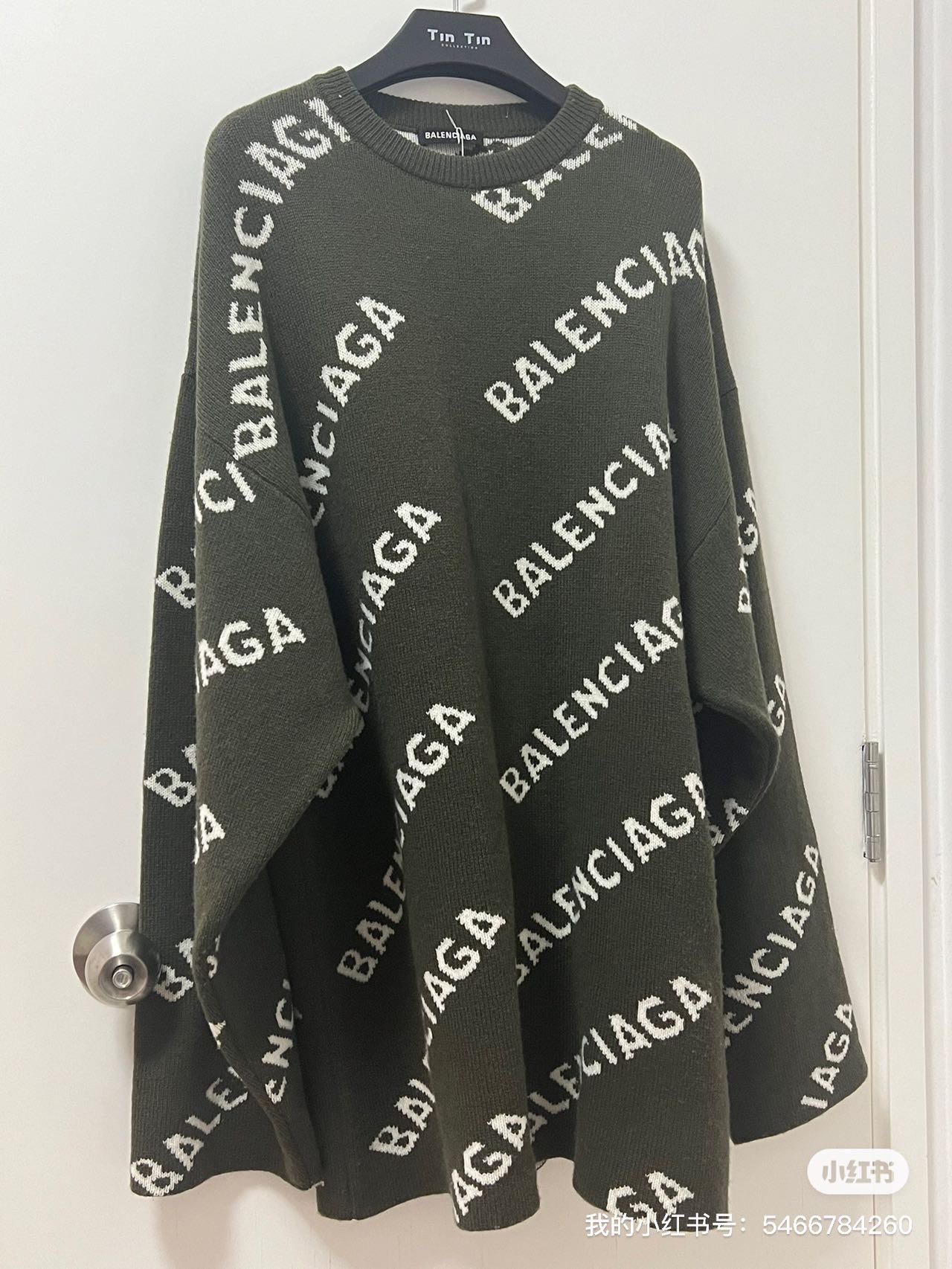 巴黎世家长毛衣