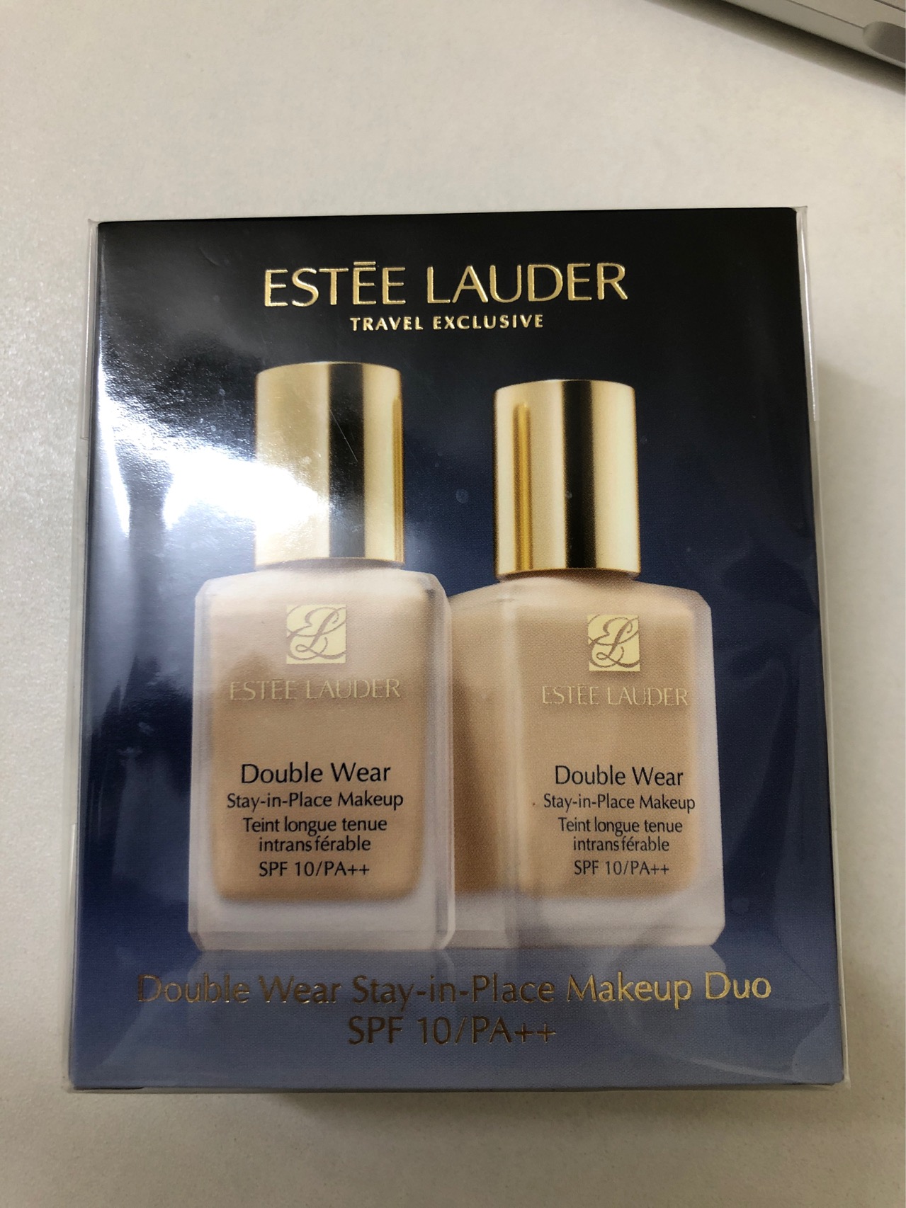 雅诗兰黛粉底液dw