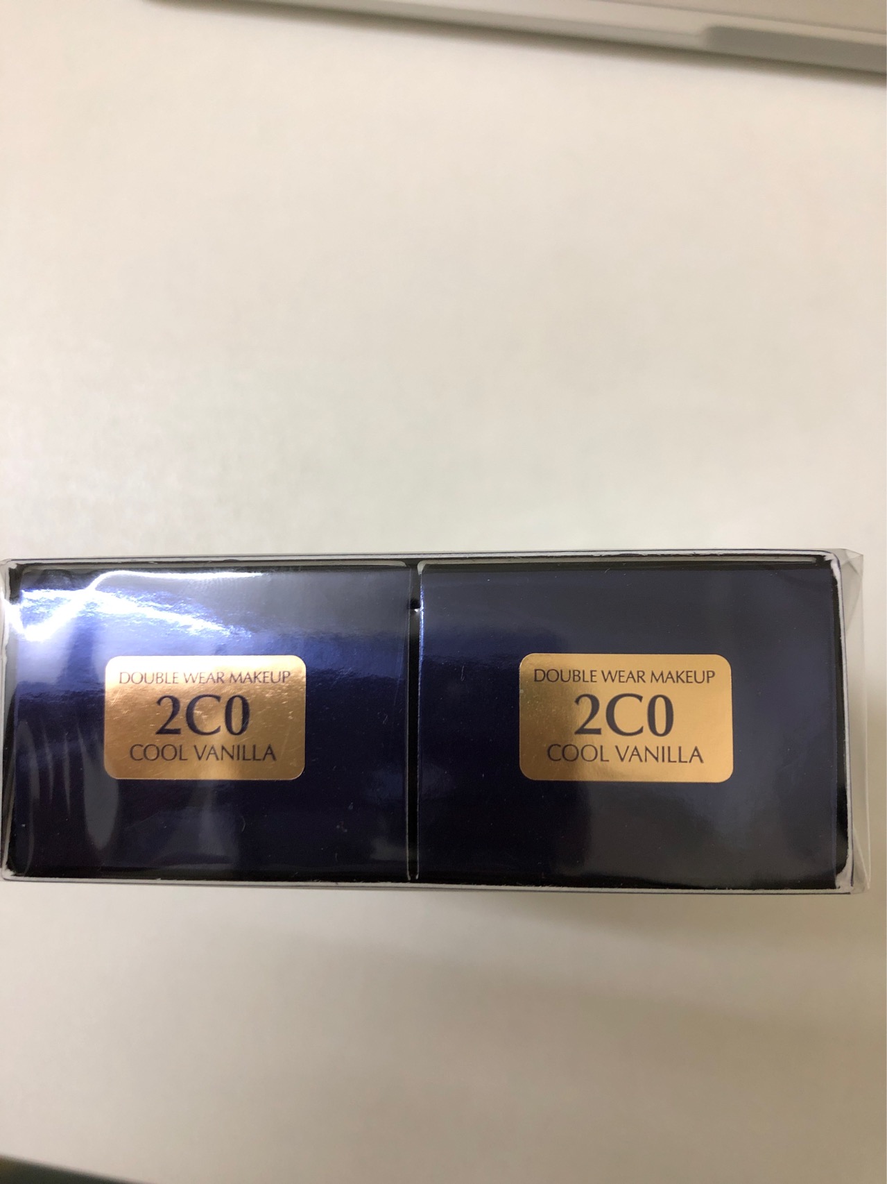 雅诗兰黛粉底液dw