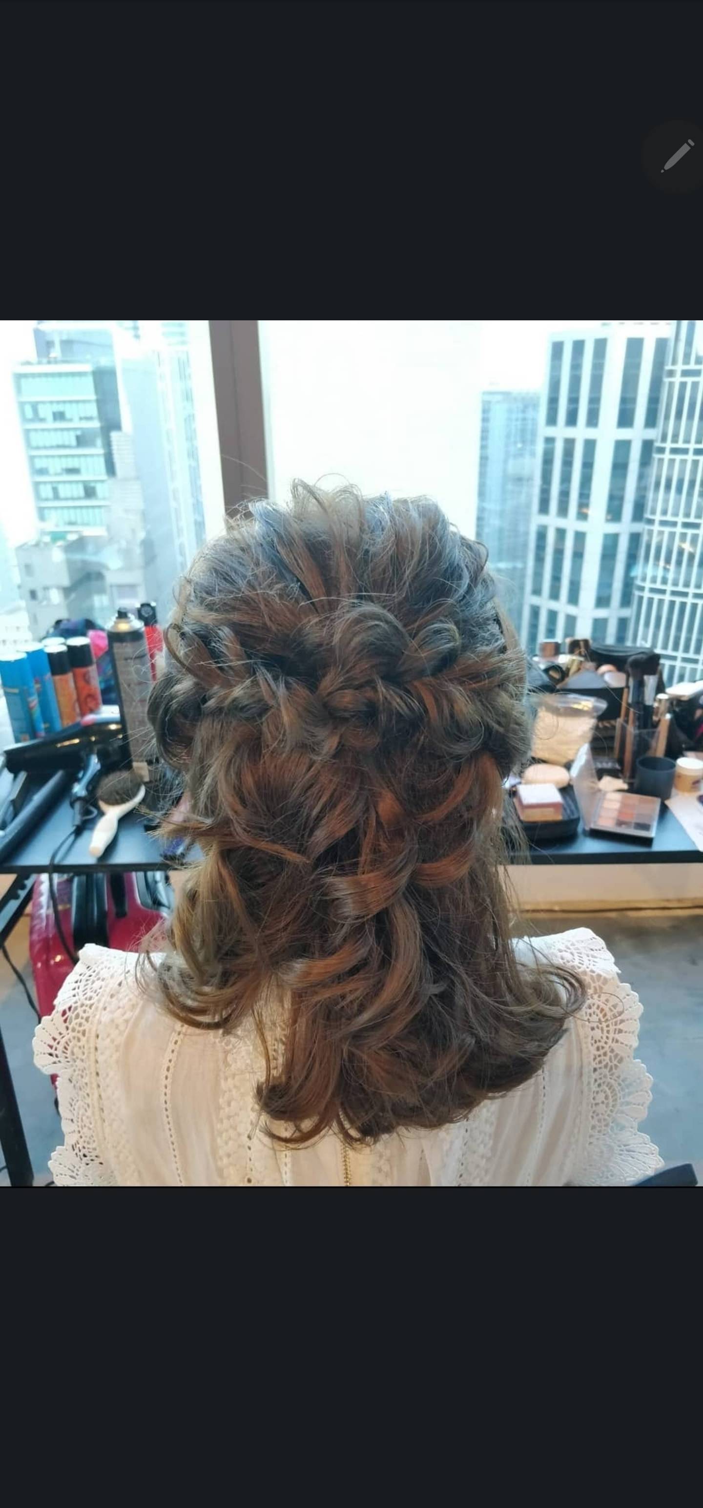 谢师宴会化妆/ 谢师宴会裙/ 毕业化妆/ 宴会化妆造型/ 毕业相妆