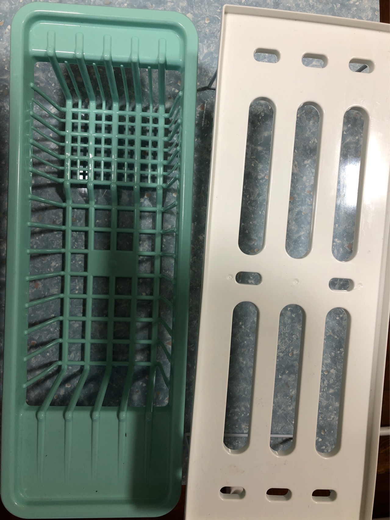 沥水篮和置物架