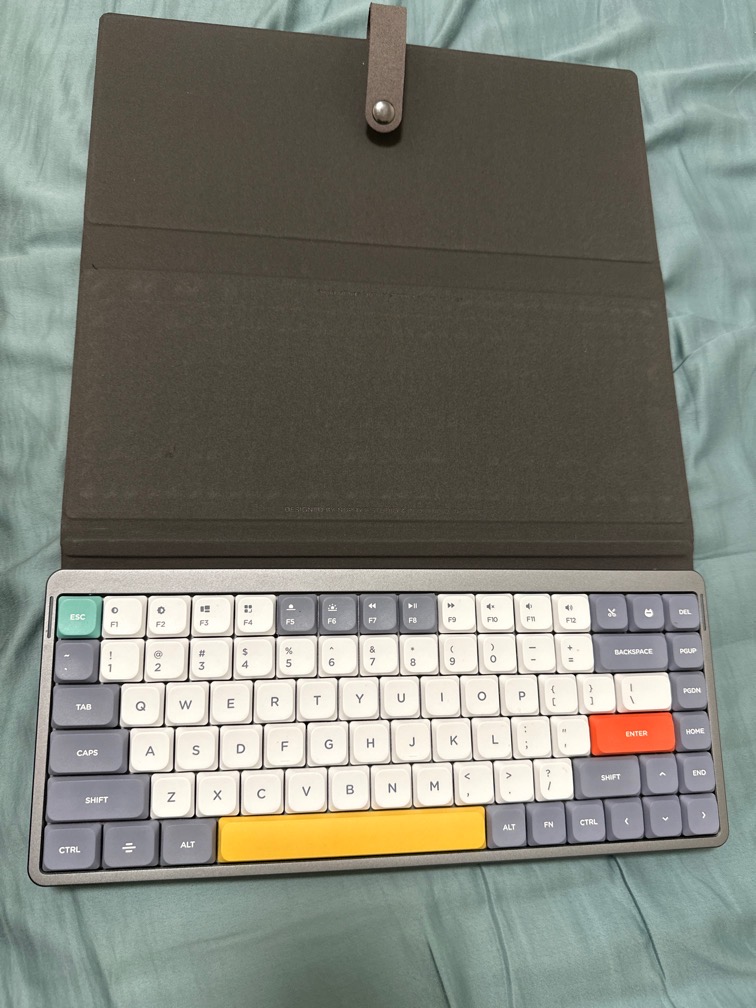 机械键盘nuphy air75红轴