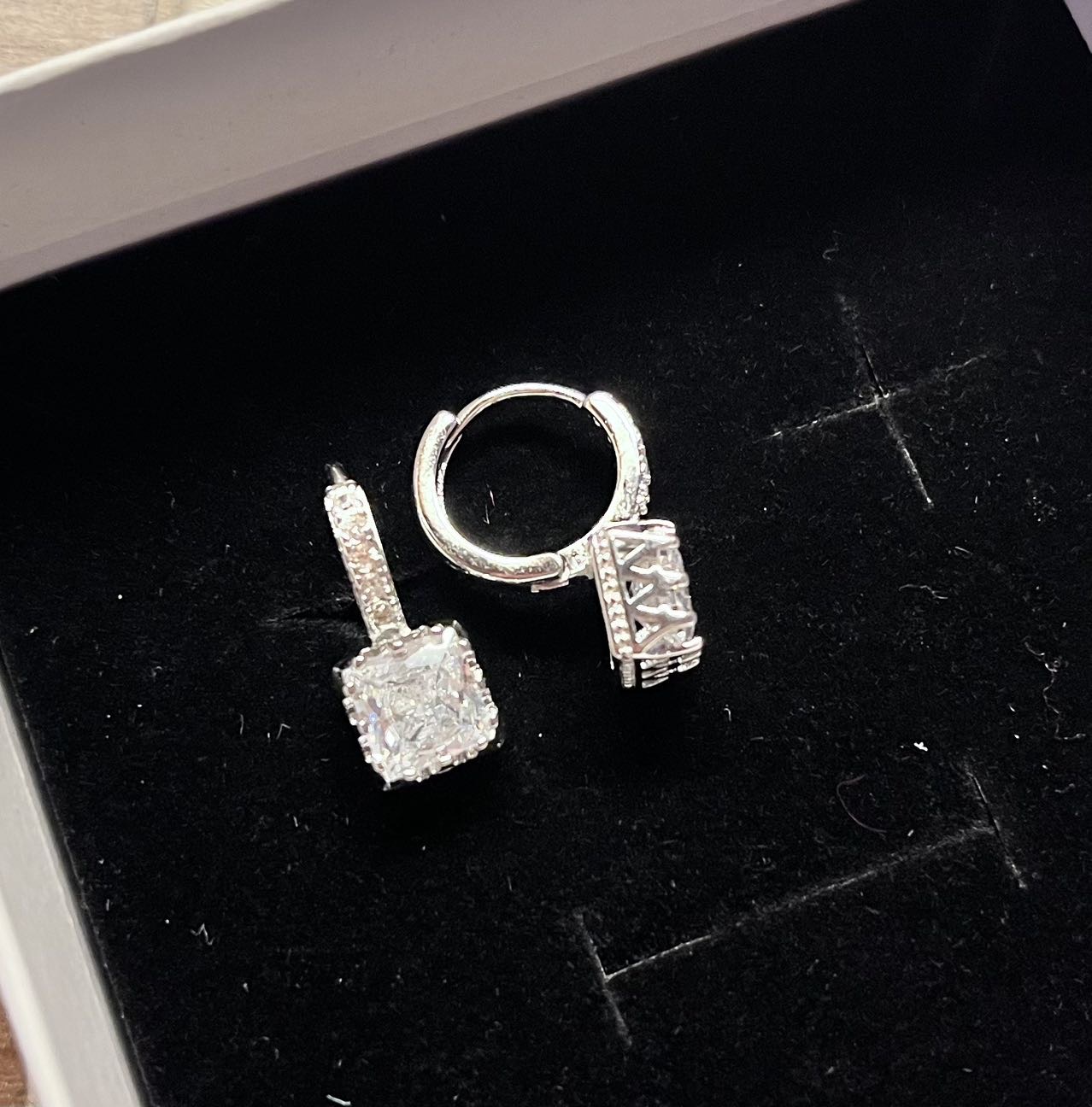 璀璨发光耳扣耳坠锆石满钻耳圈