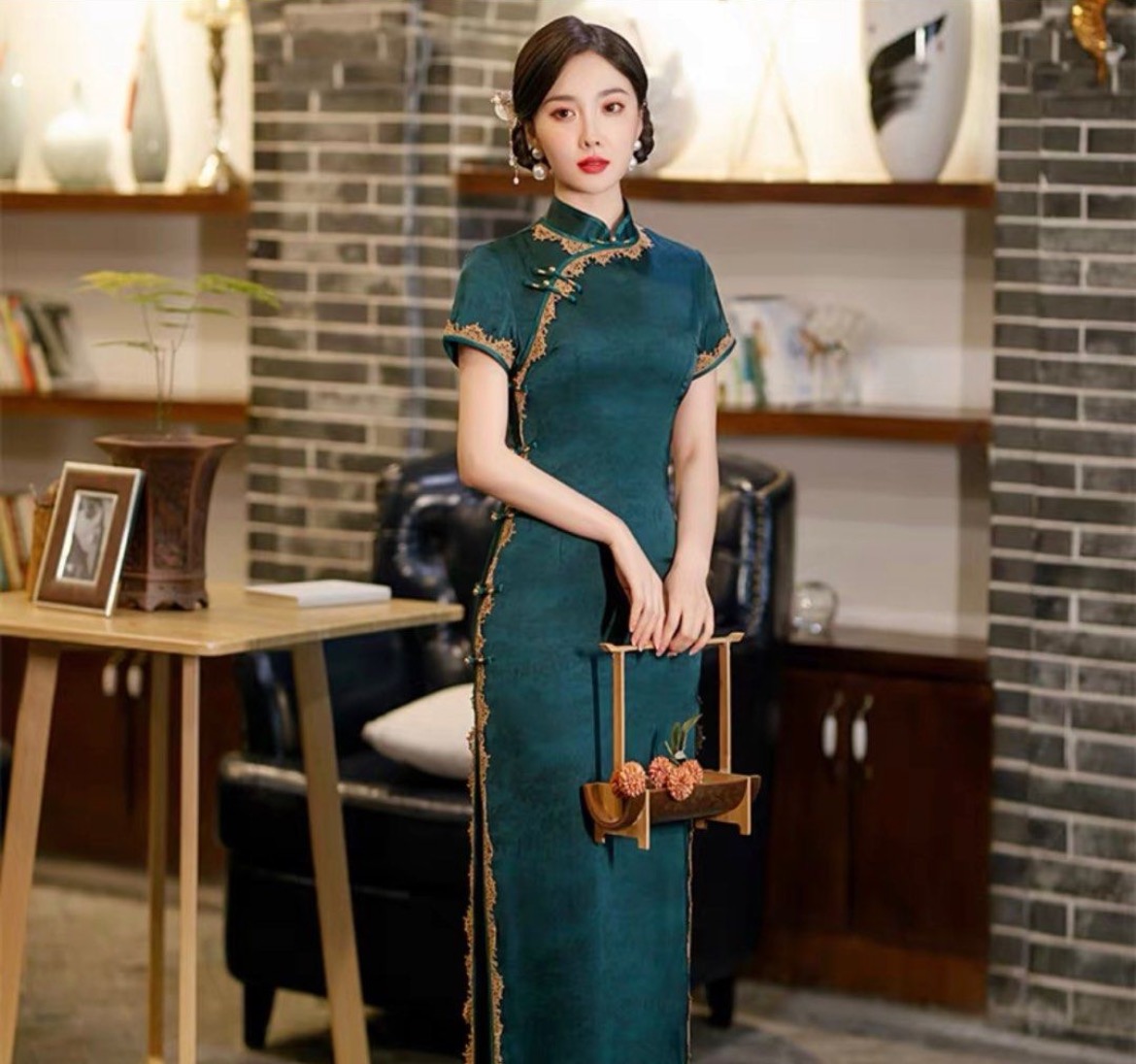 气质旗袍