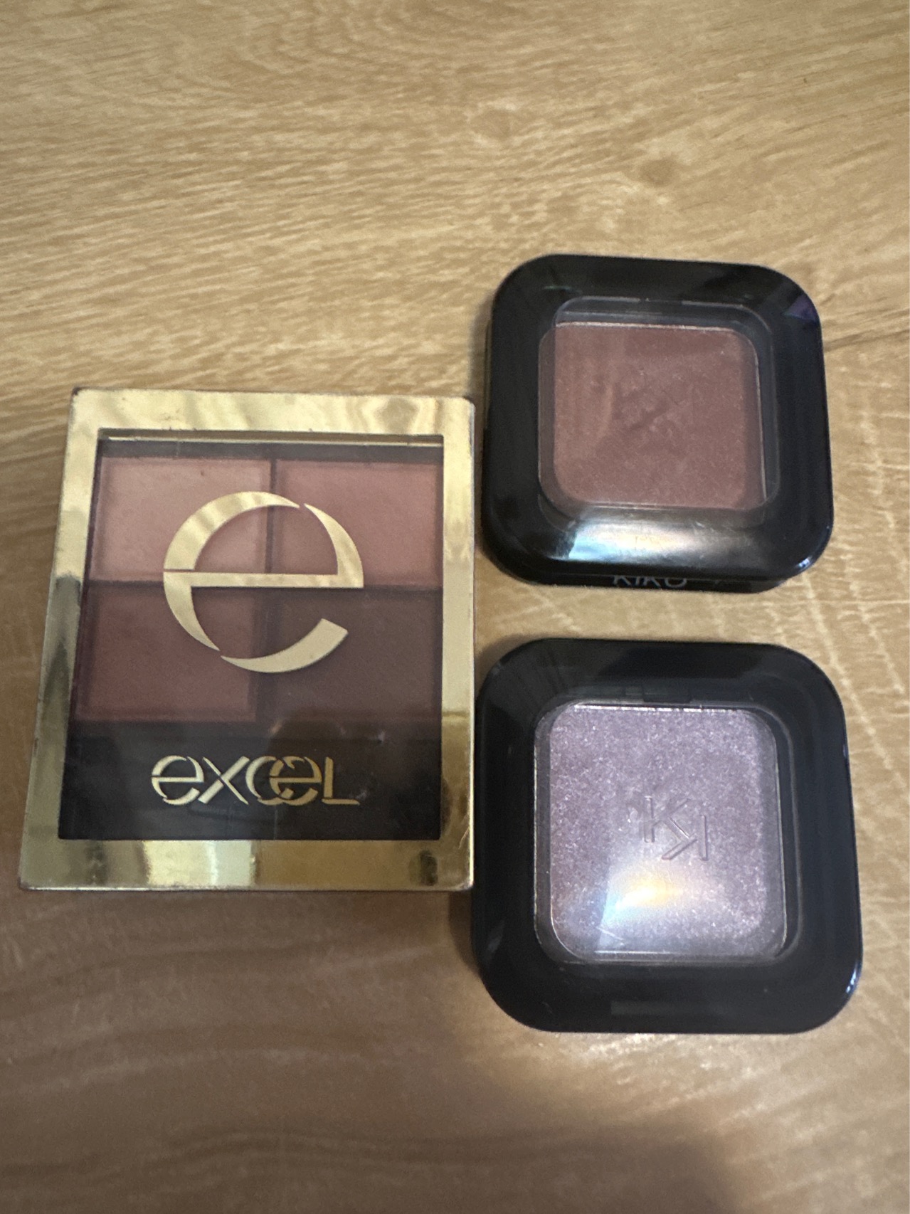 Excel 四色眼影盘