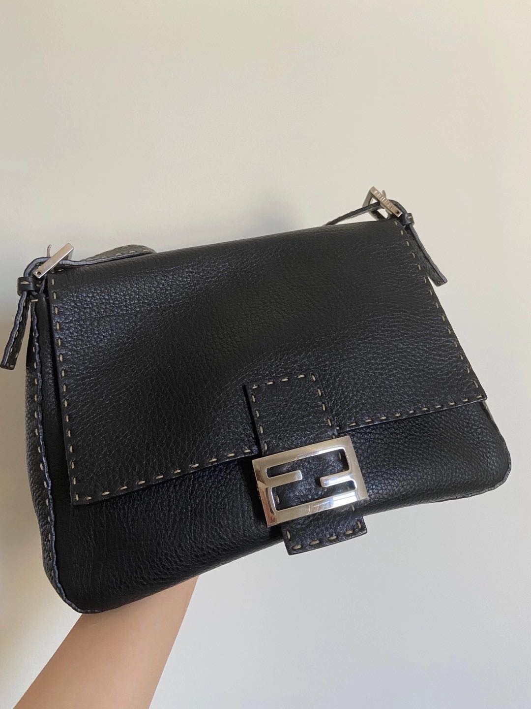 fendi selleria全皮单肩包 大法棍包