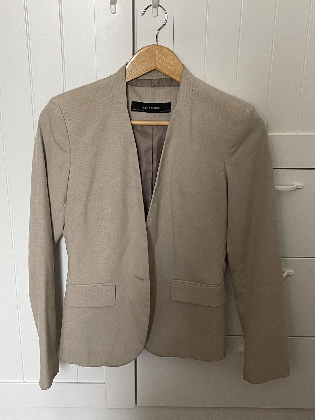 Zara女士西装外套
