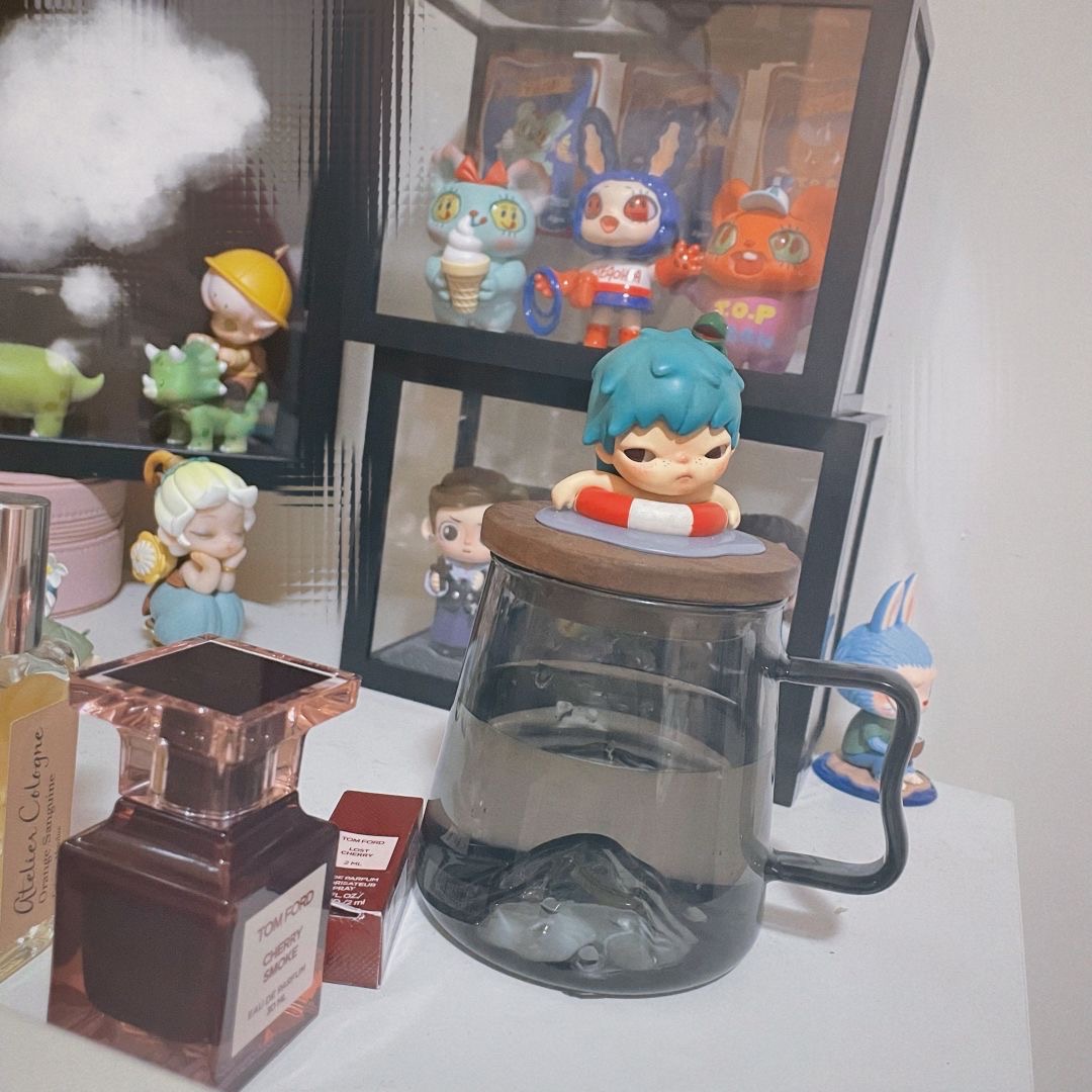 泡泡玛特小野二代浮游