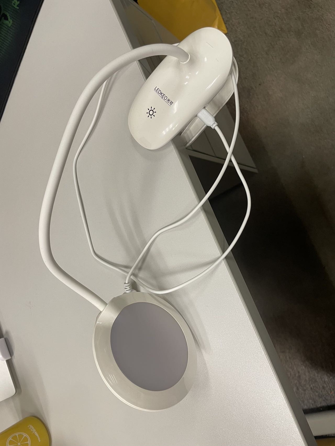 随便夹的充电小夜灯