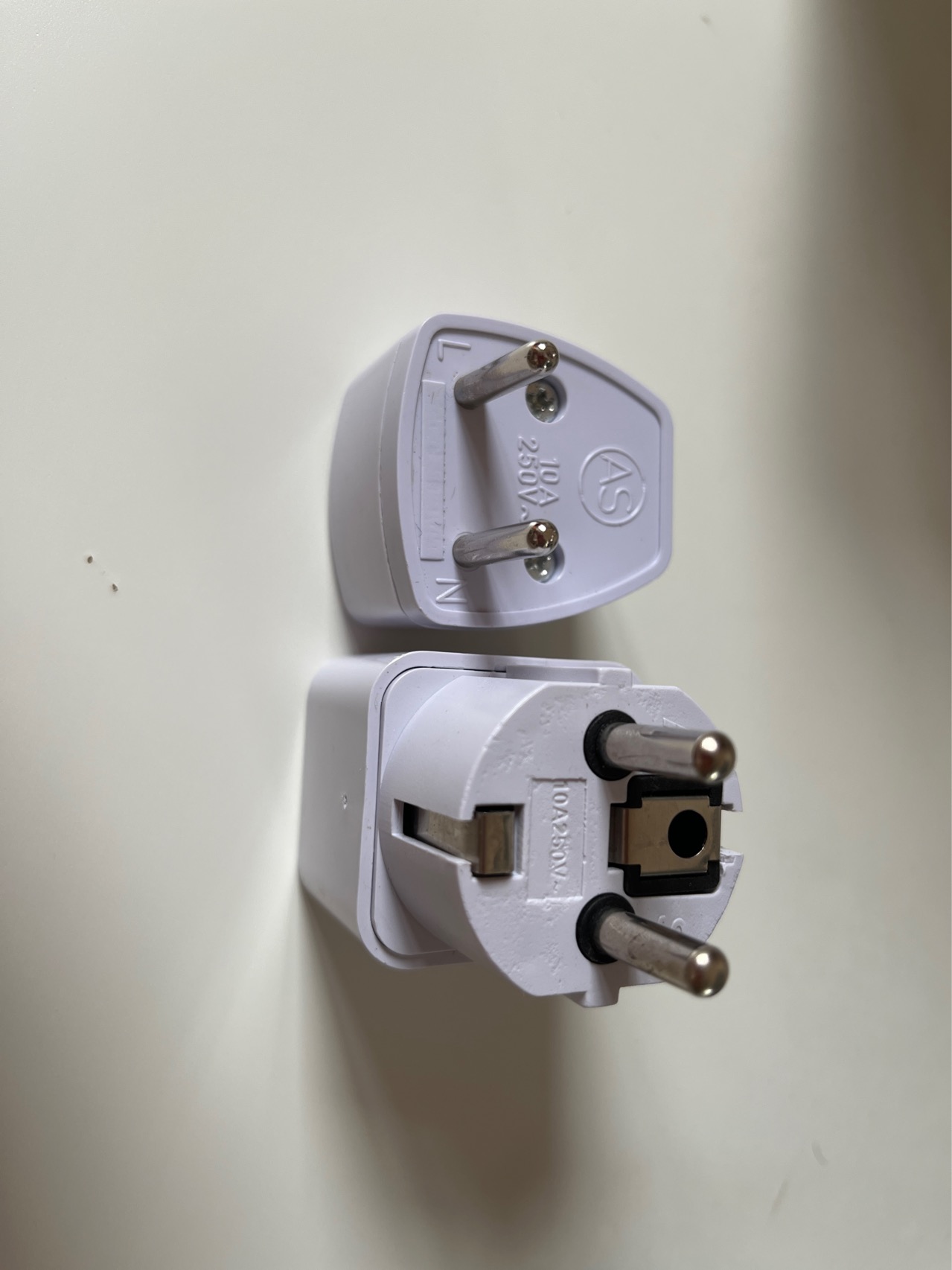 转换插头德标+欧标转国标