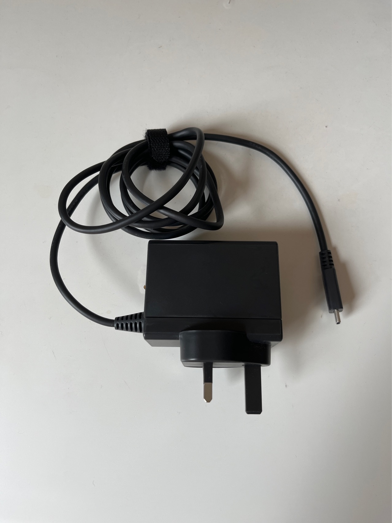 Switch港版原装充电器