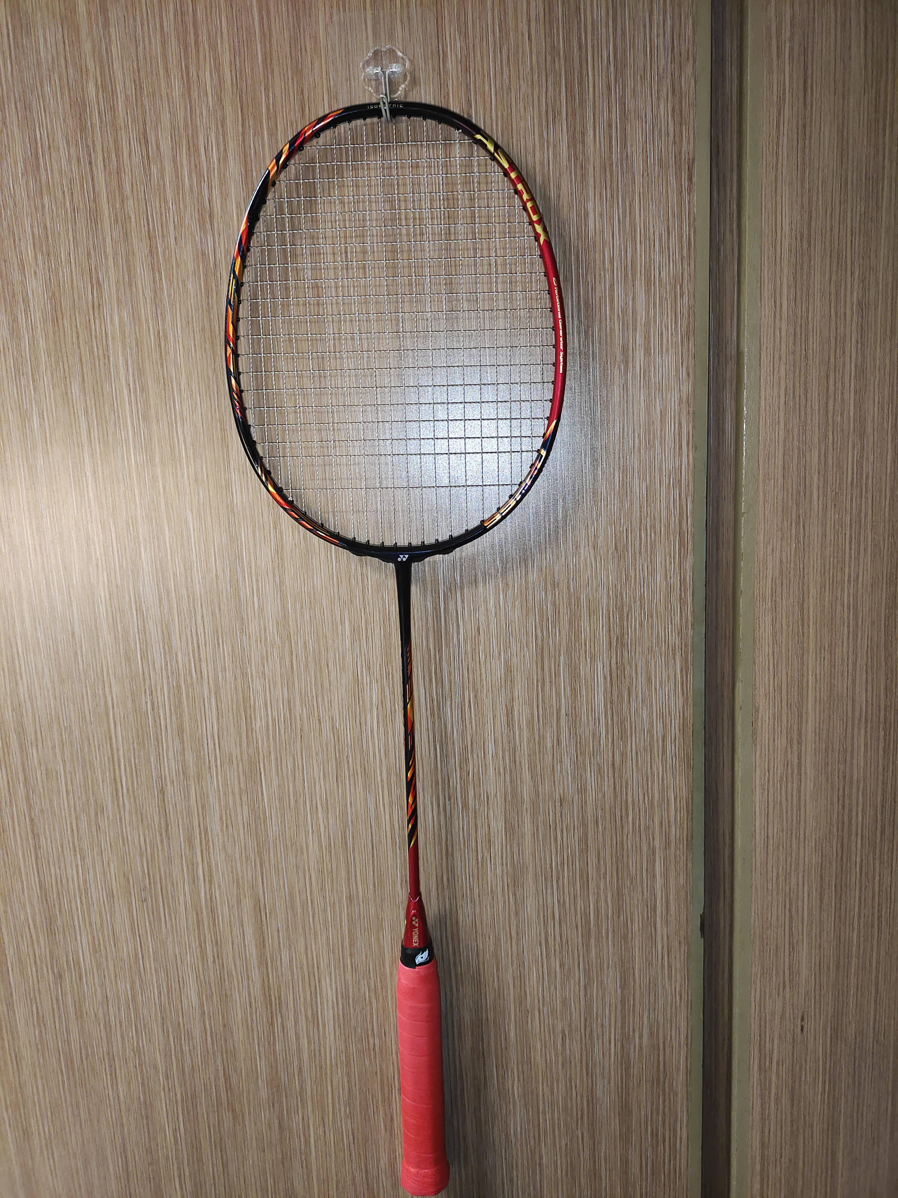 天斧99pro 日耀红 3ug5 sp 尤尼克斯羽毛球拍