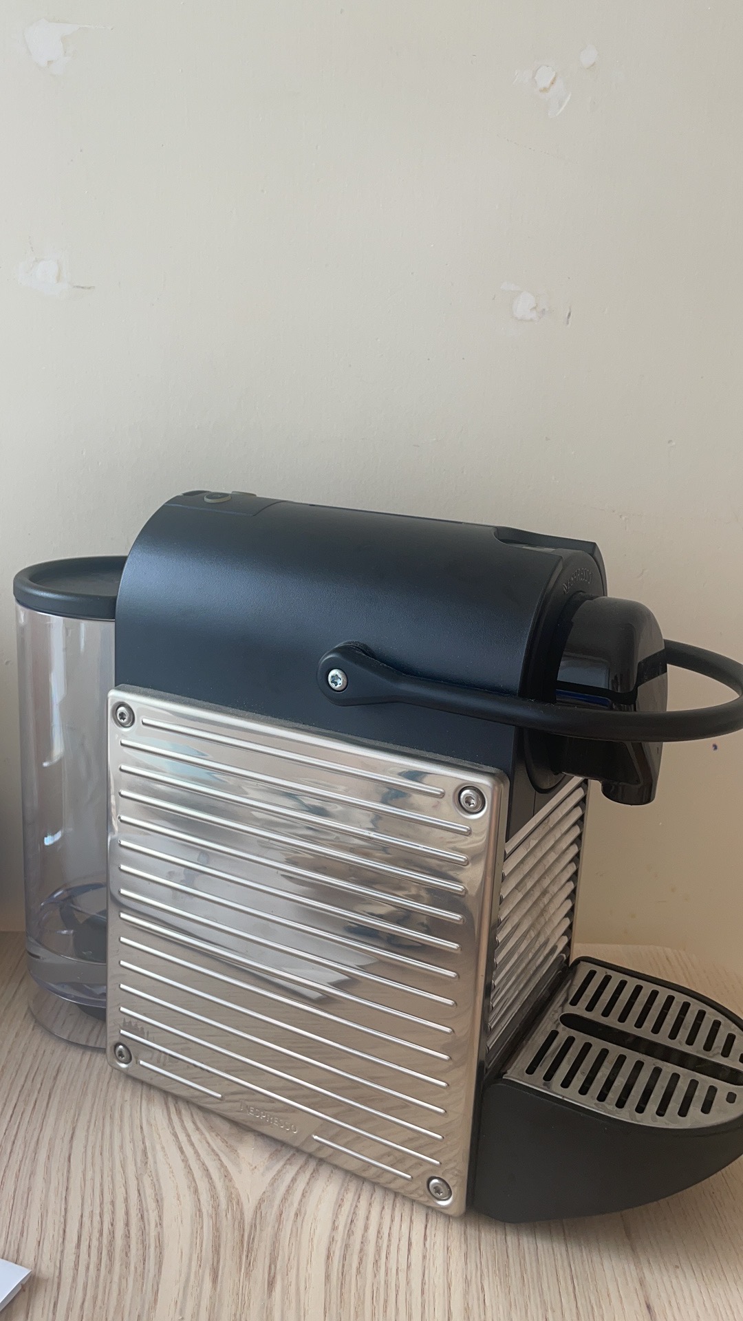 Nespresso经典款胶囊咖啡机（原价1488）