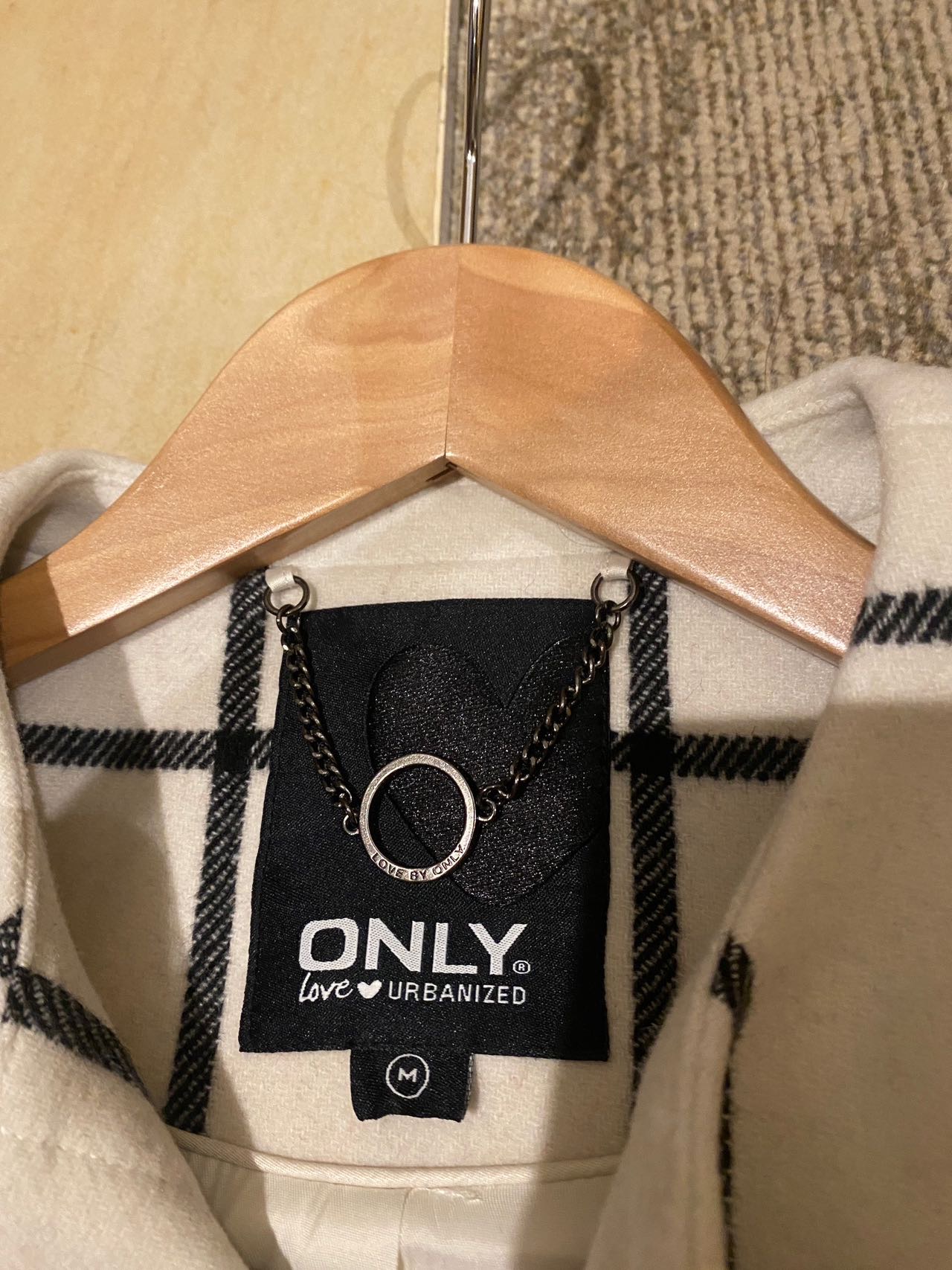 Only羊毛中长外套