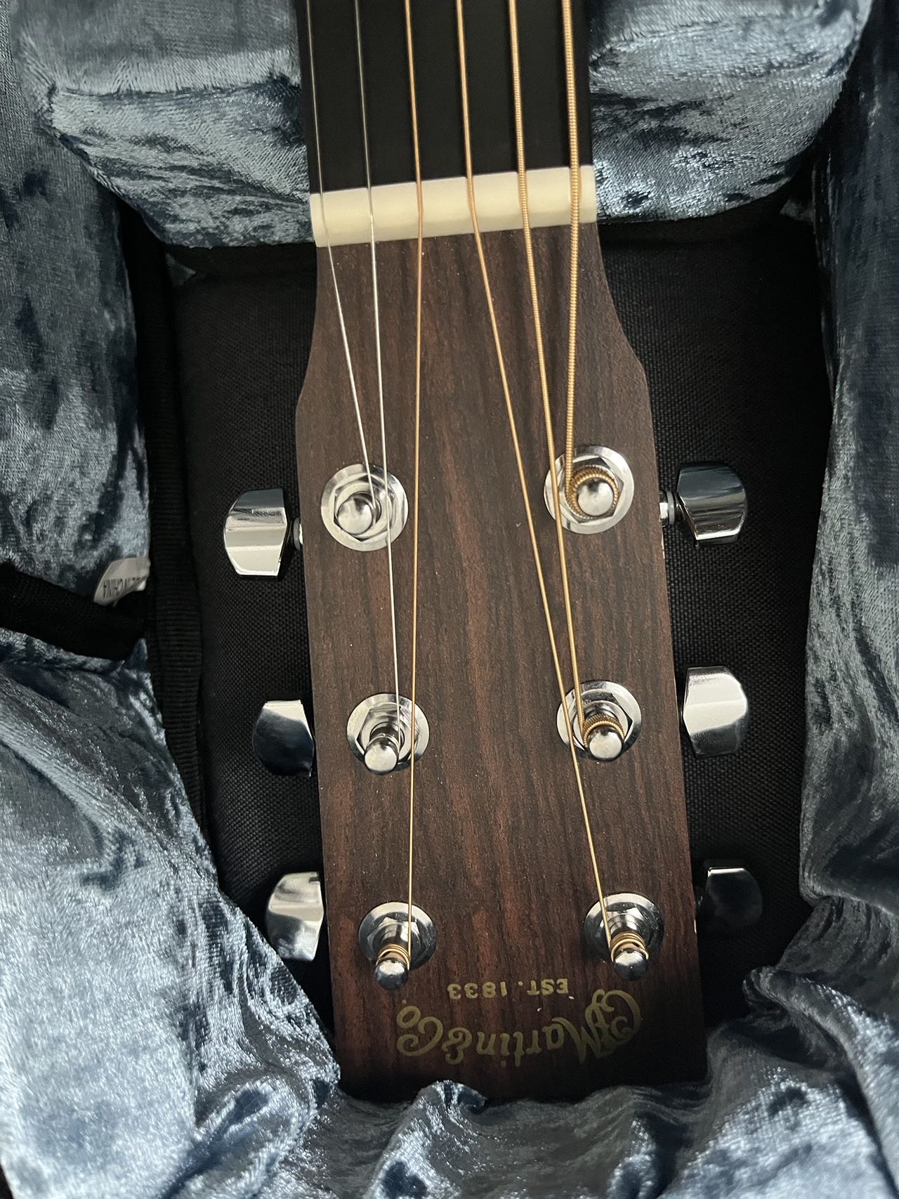 马丁吉他，Martin D10e