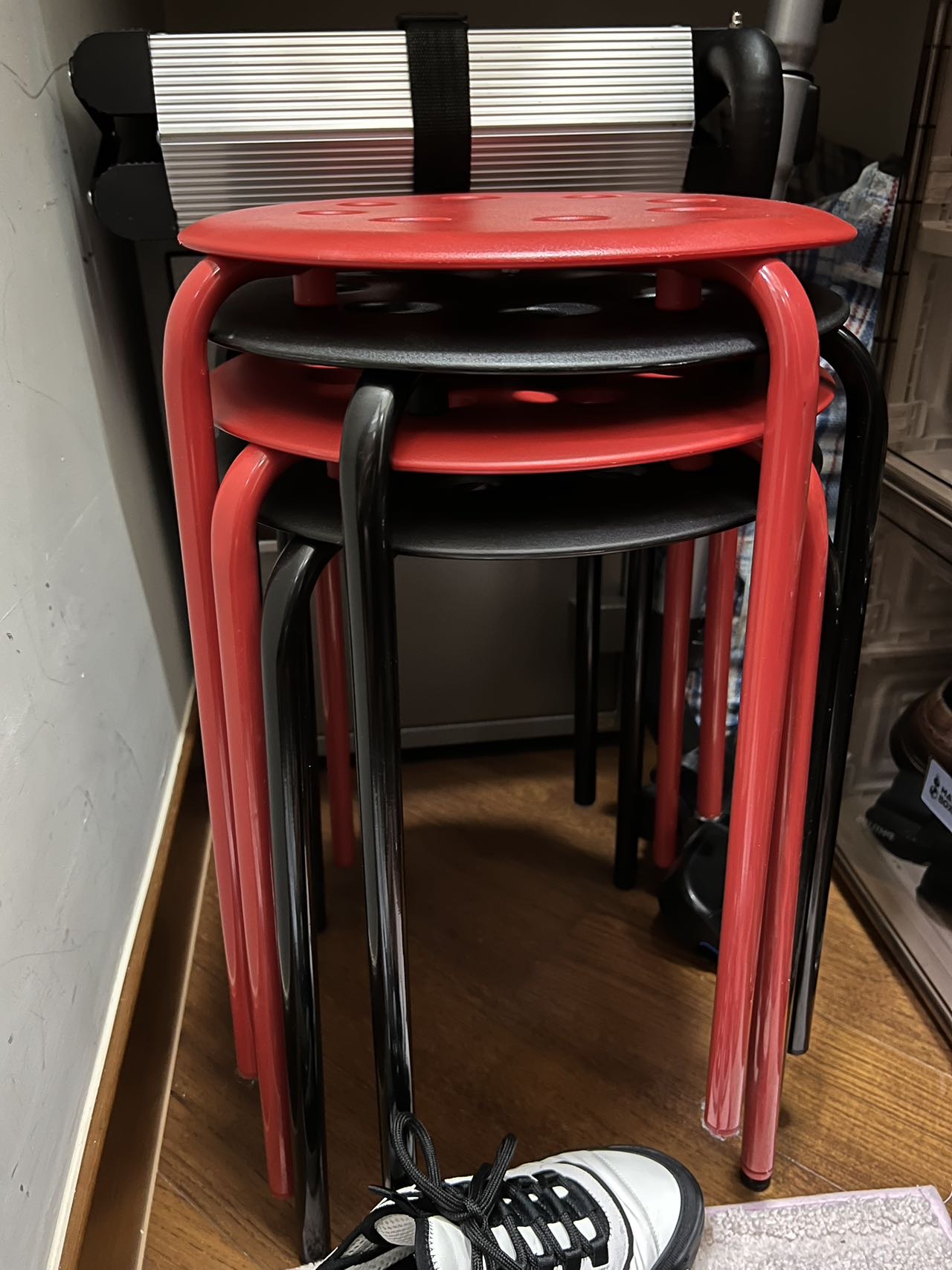 ikea凳子四把