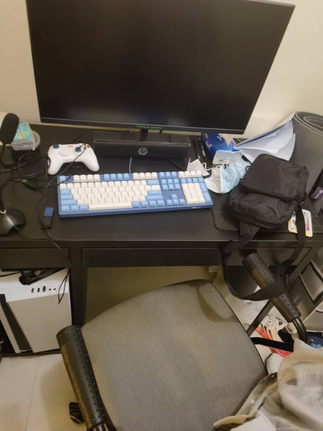 搬家出床垫/桌椅/除湿机/显示器/打印机等