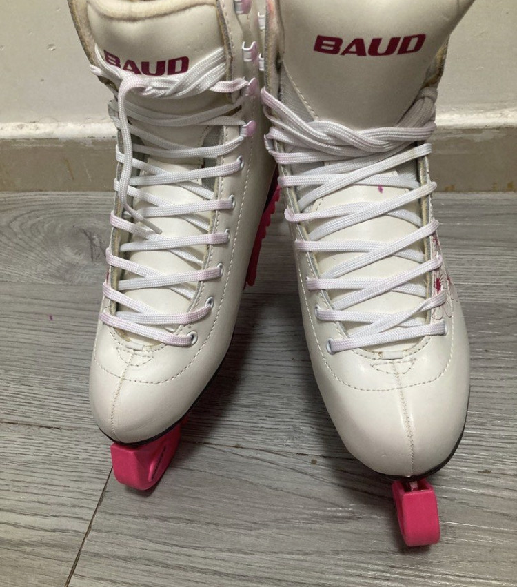 全新頭層牛皮冰刀鞋⛸️女38碼