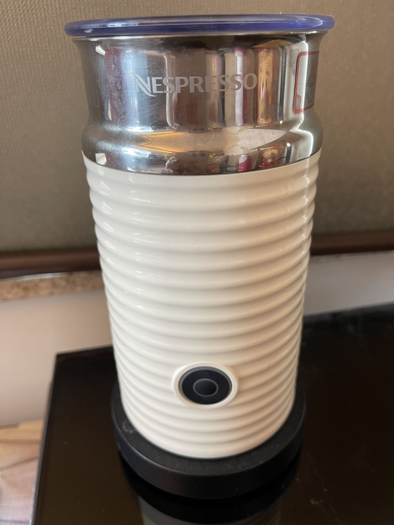 Nespresso 白色打奶器
