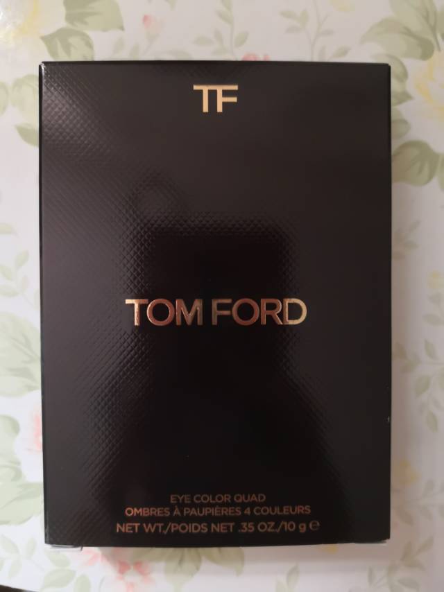 Tom Ford 眼影01 golden mink