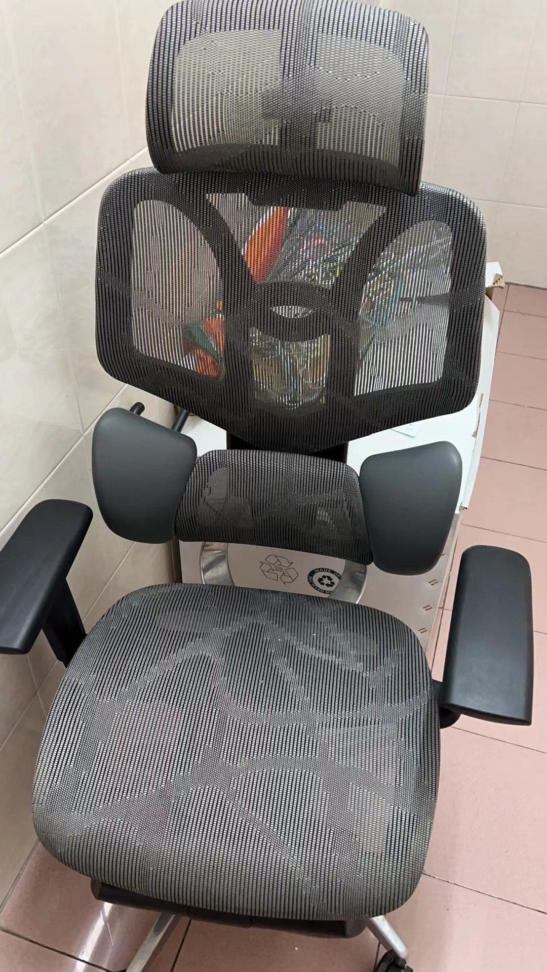 黑白调人体工学椅