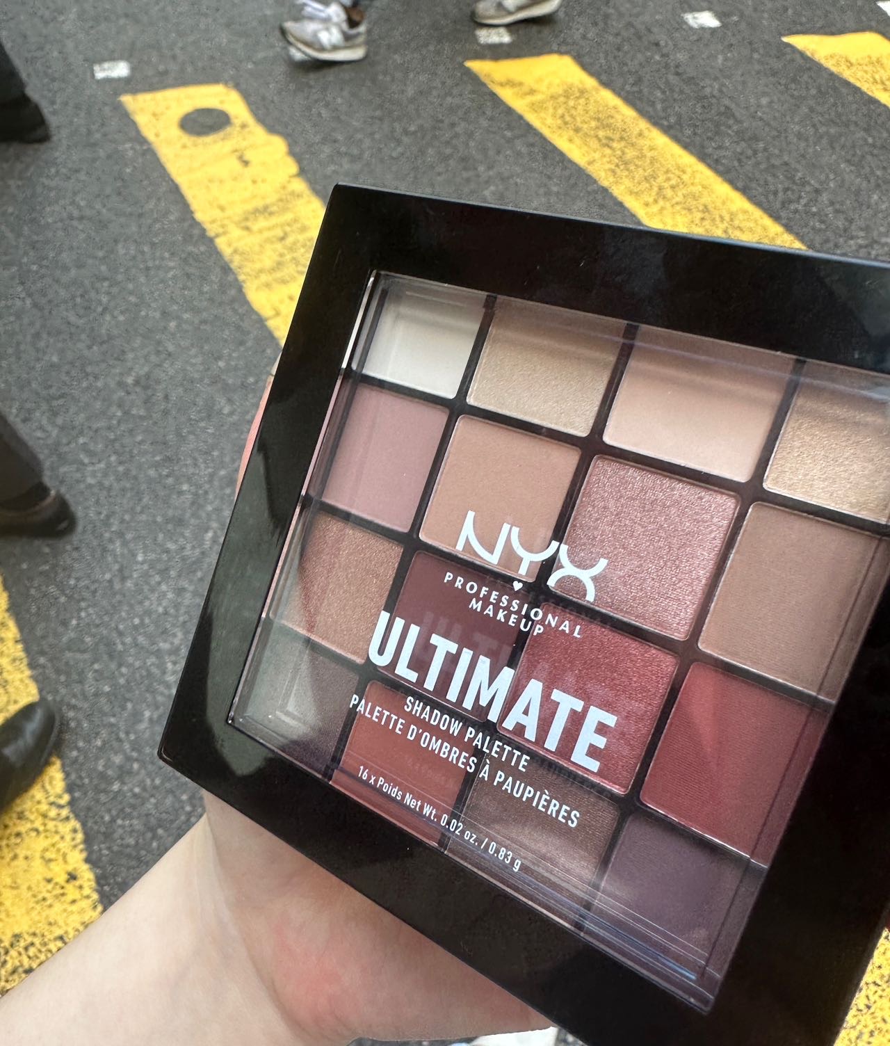 NYX眼影