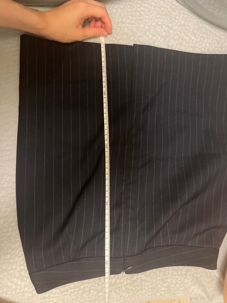 G2000 西装裙 有袋32码 XS