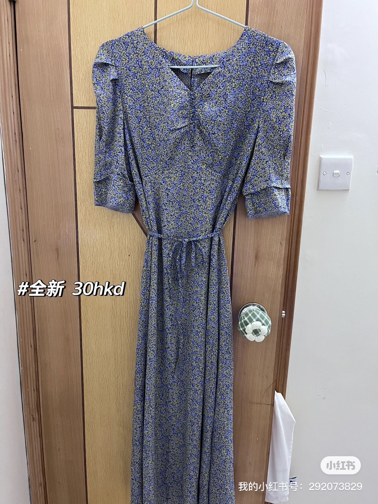 闲置衣服连衣裙