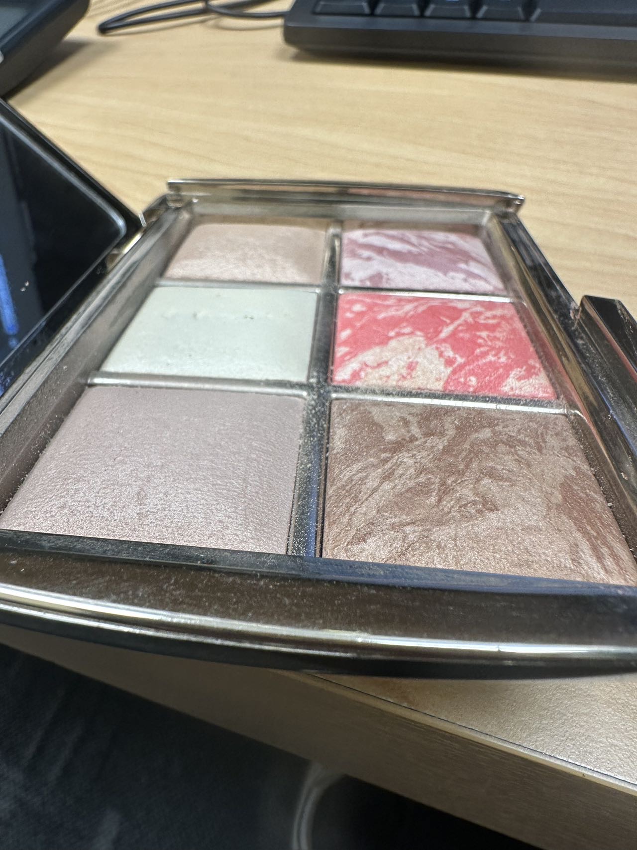 Hourglass 综合盘