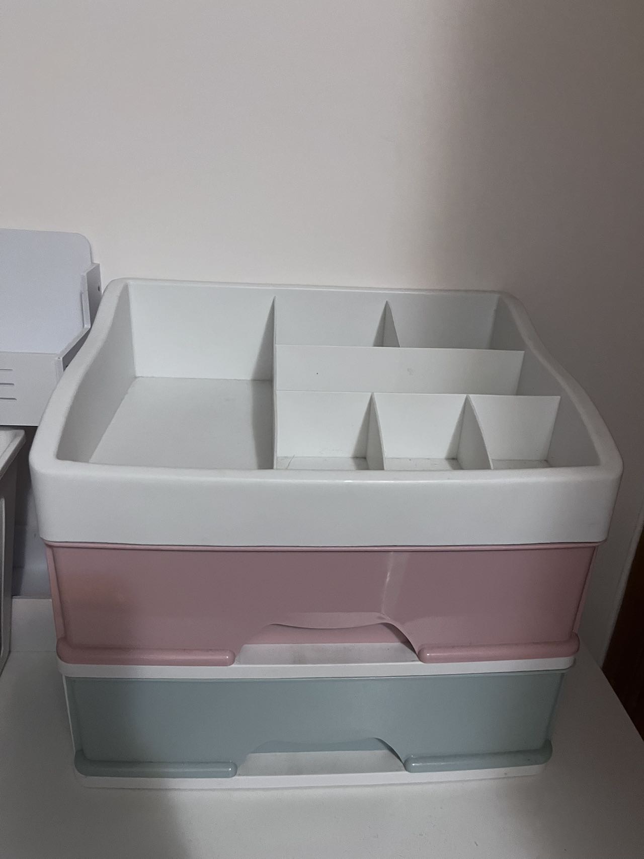 收纳箱