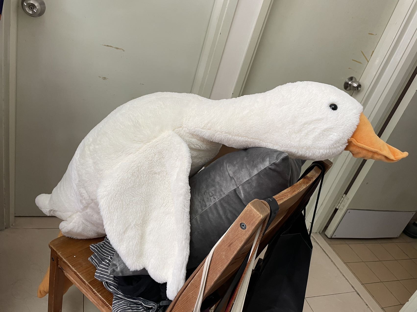 玩具抱枕大鹅