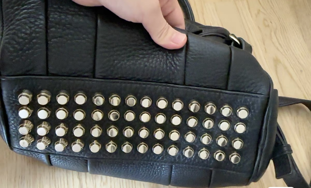 alexanderwang铆钉包