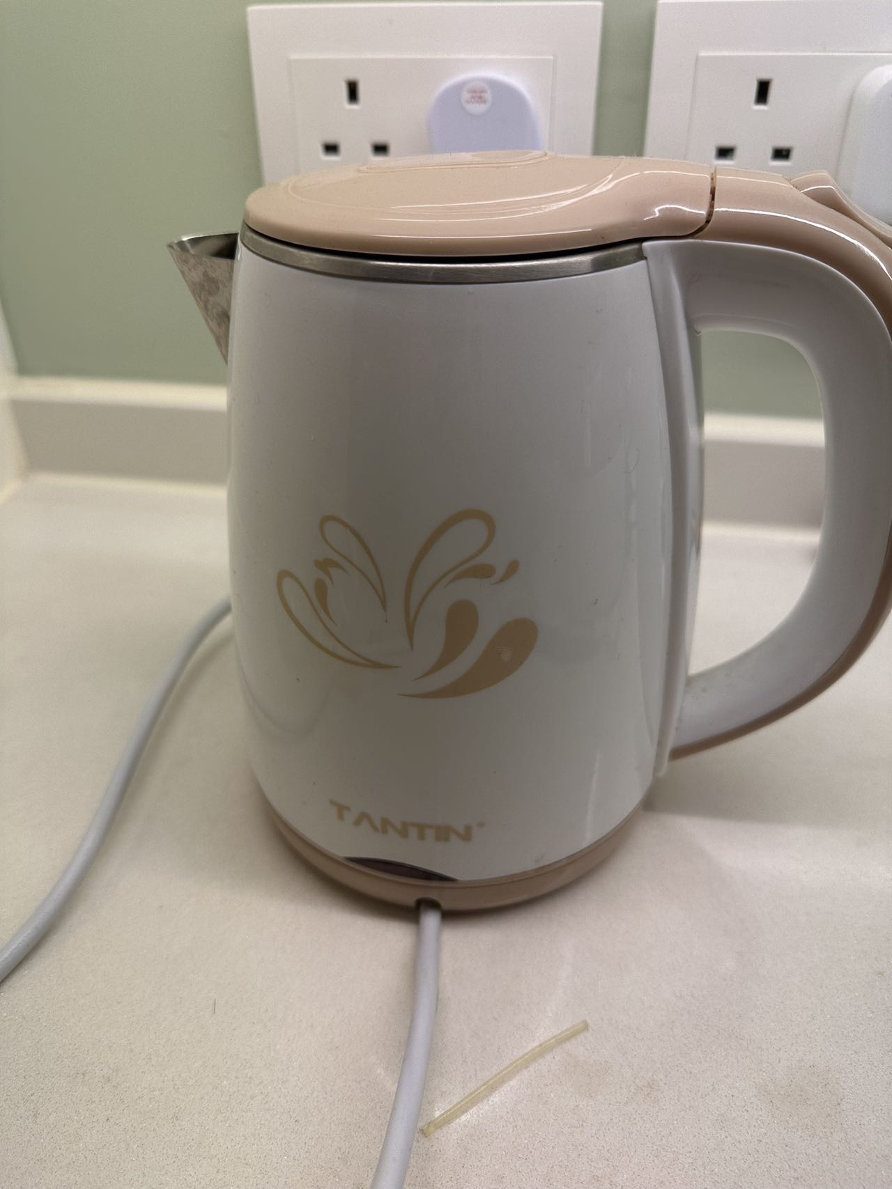 香港电源热水壶