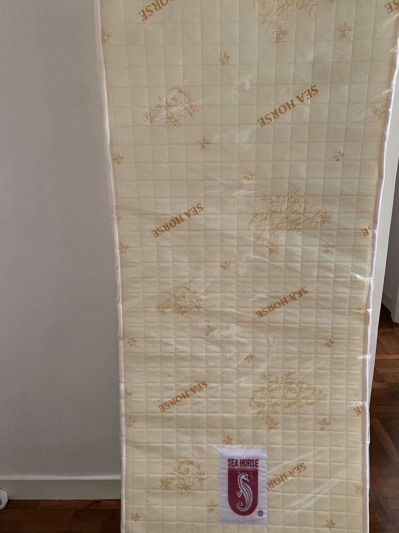 海马床垫30"x72"x3.31"（76.2cm*182.88cm*8.41cm）