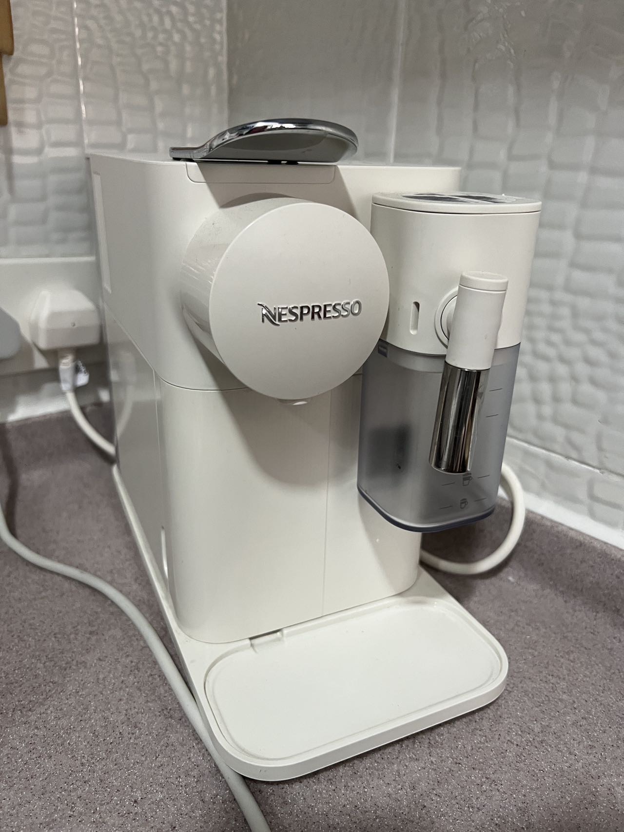 Nespresso 咖啡机