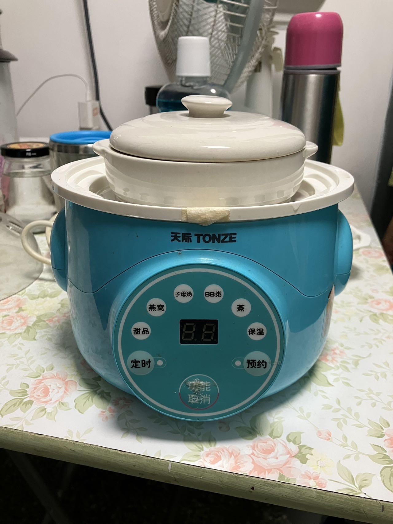 电炖锅