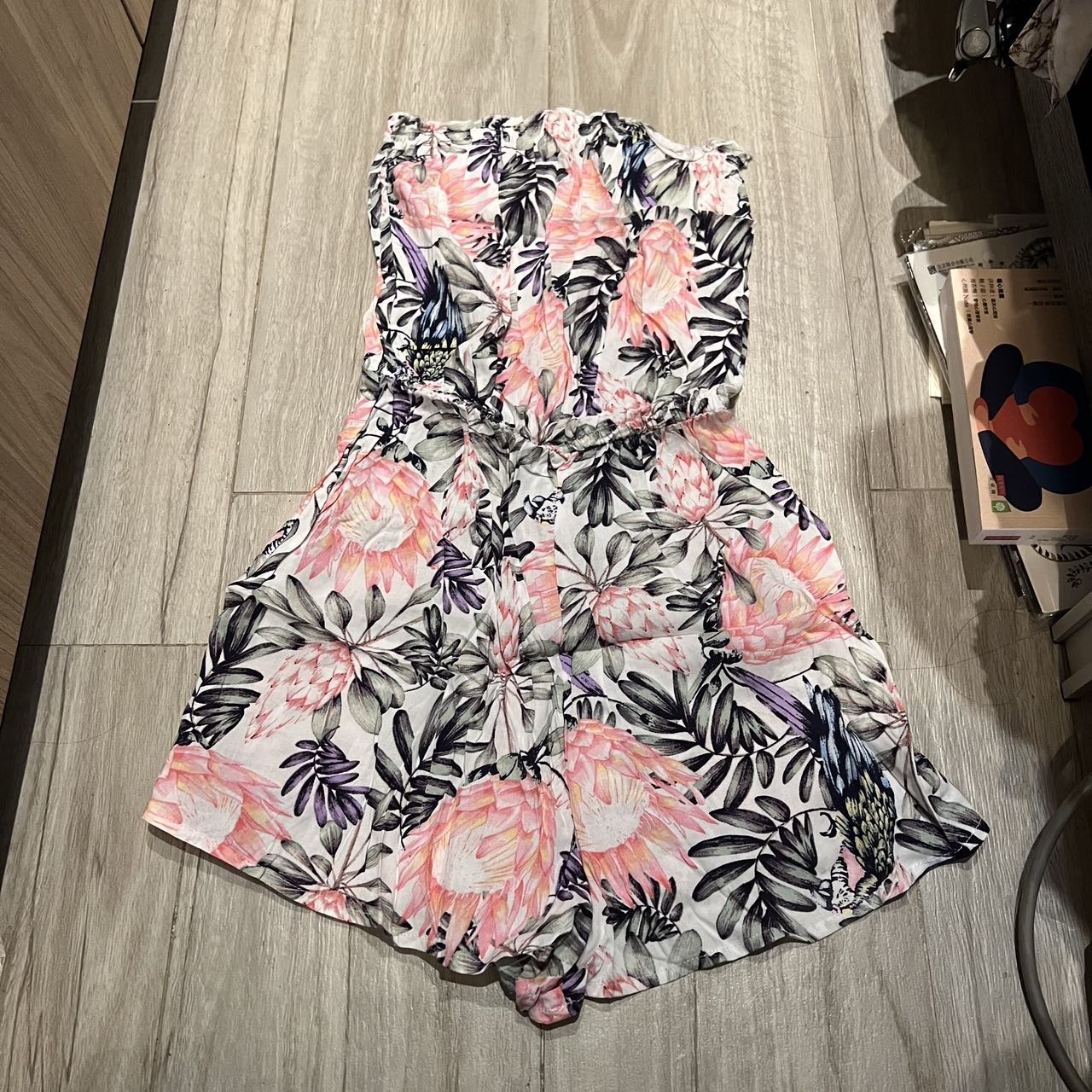 白色連身褲 size xs