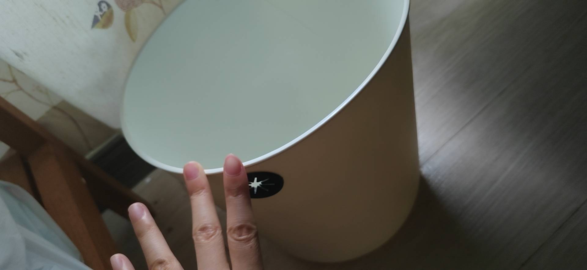 垃圾桶