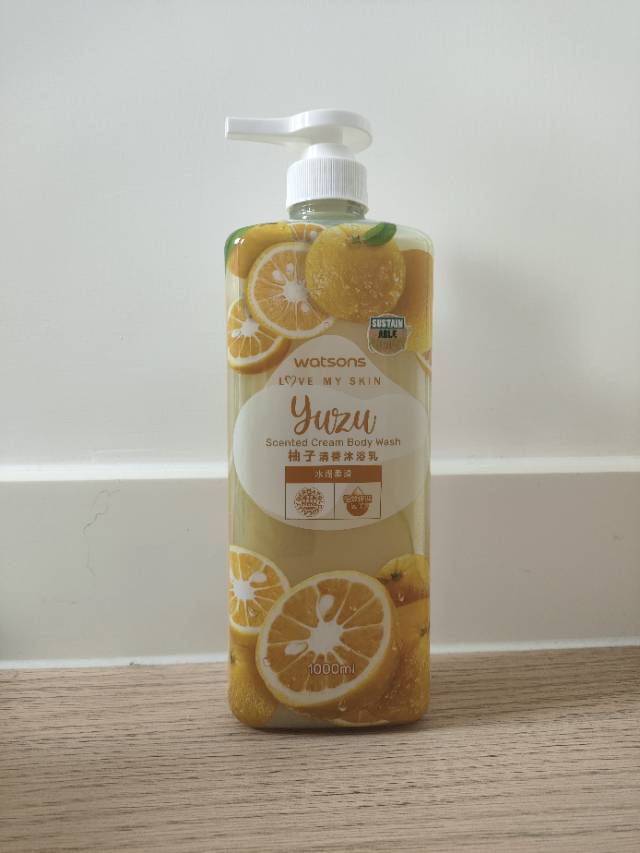 屈臣氏柚子清香沐浴乳1000ml