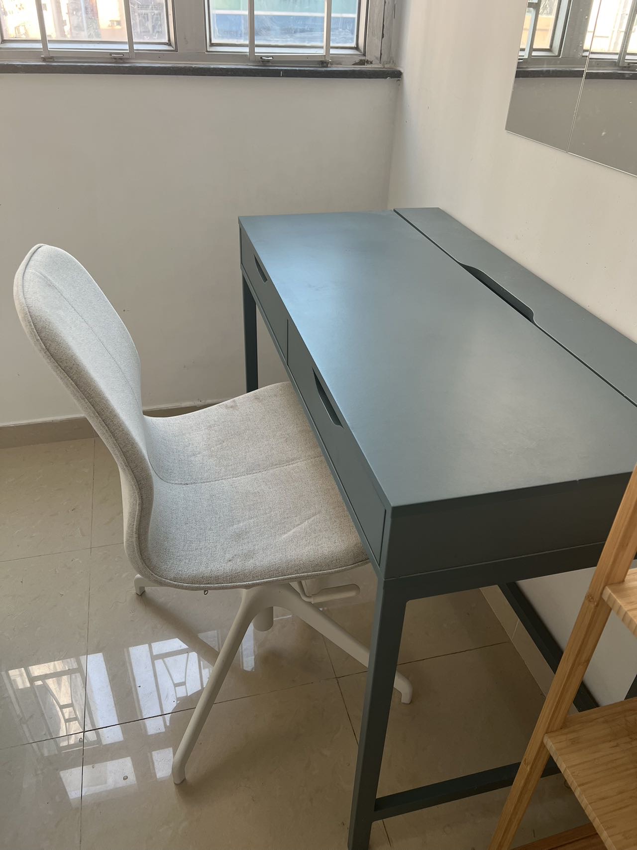 全新宜家辦公桌椅