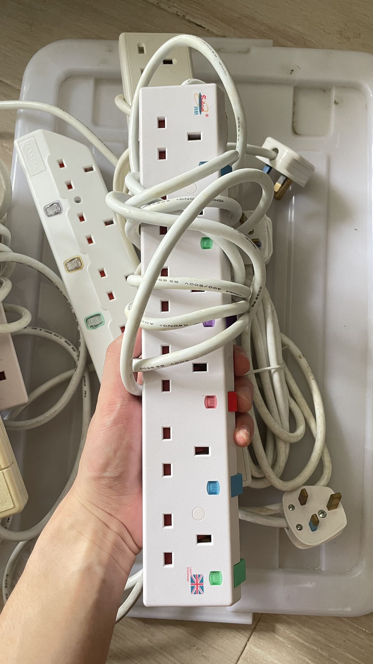 插线板