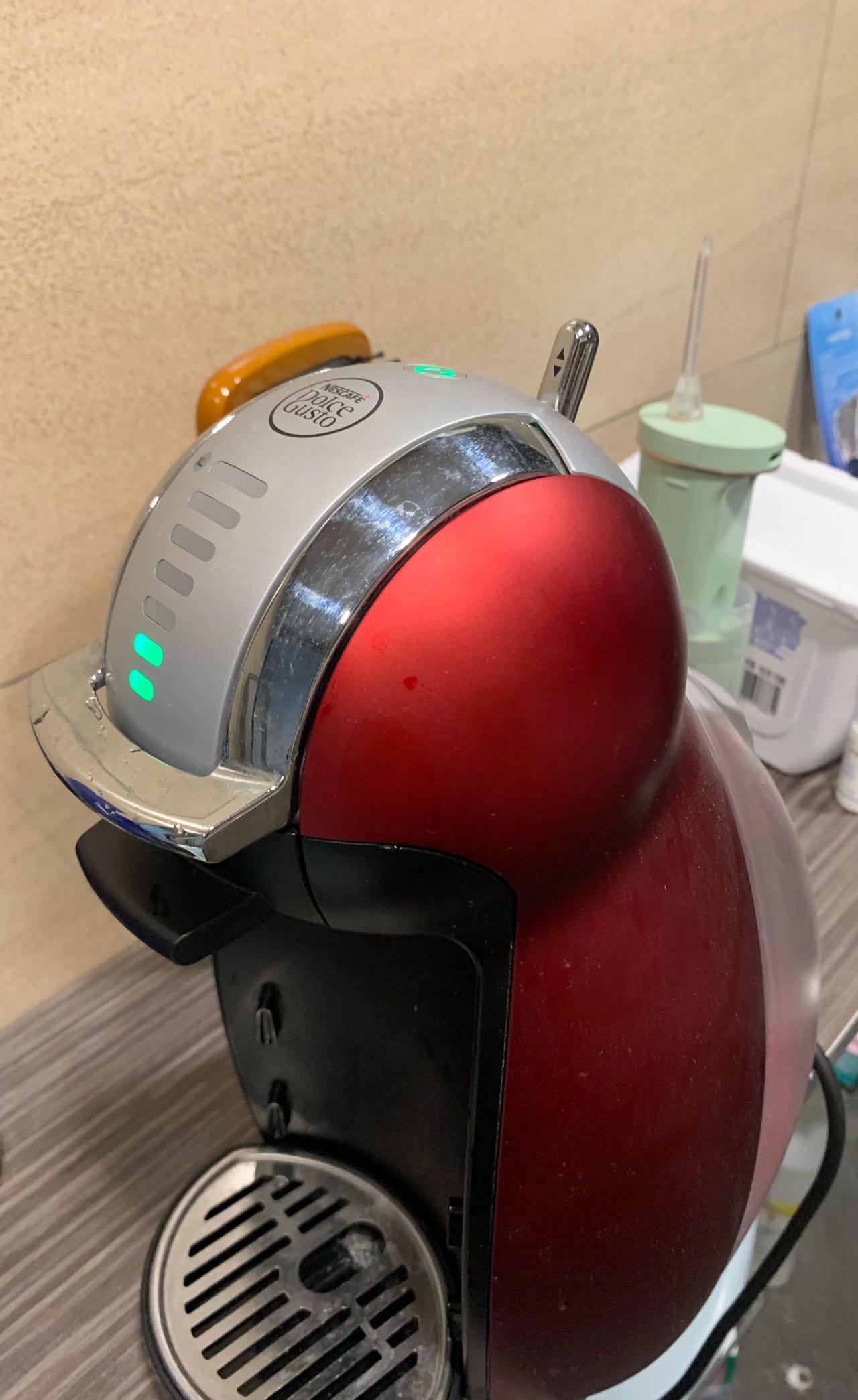 雀巢多酷趣思胶囊咖啡机
