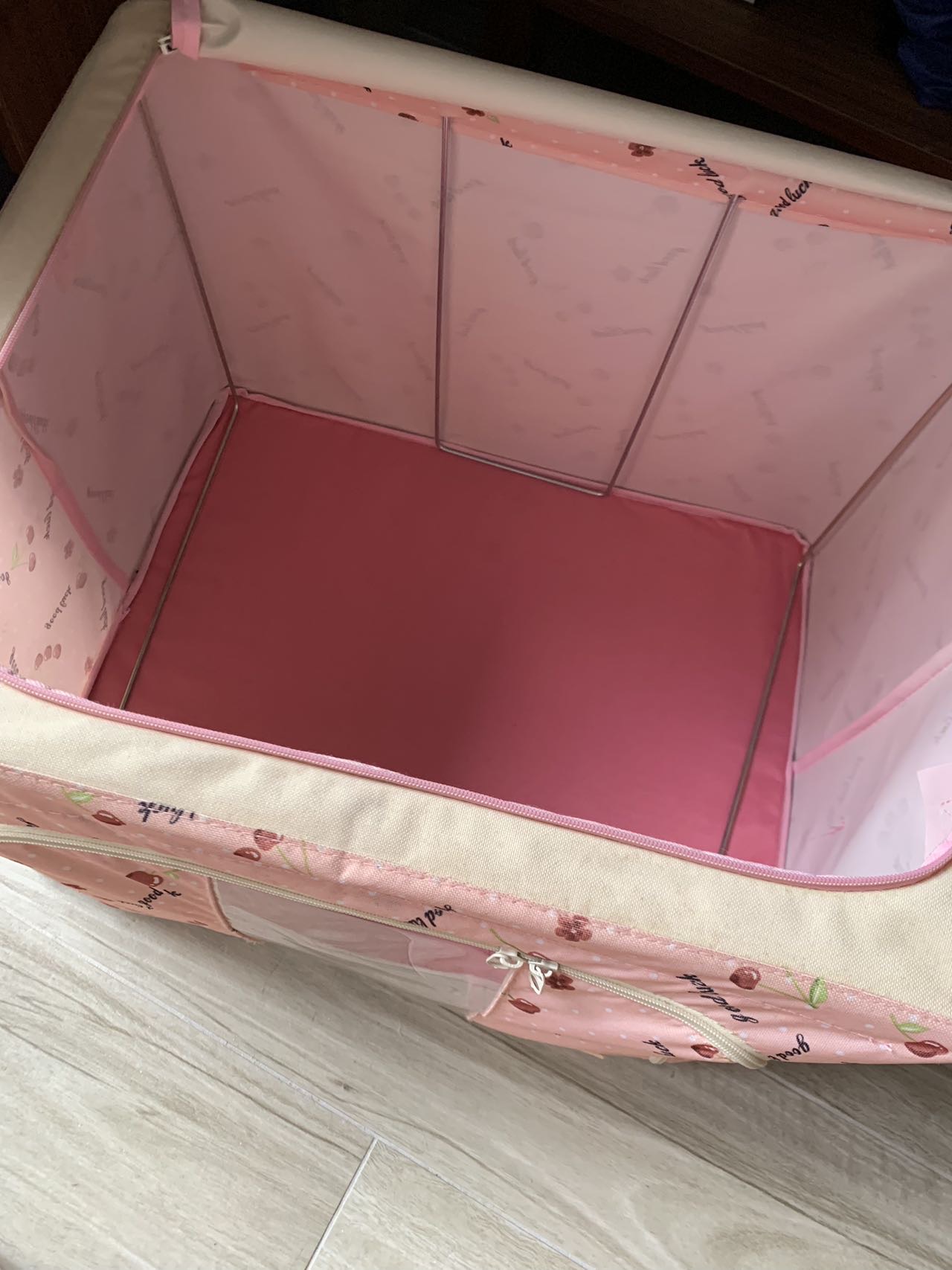 收纳箱