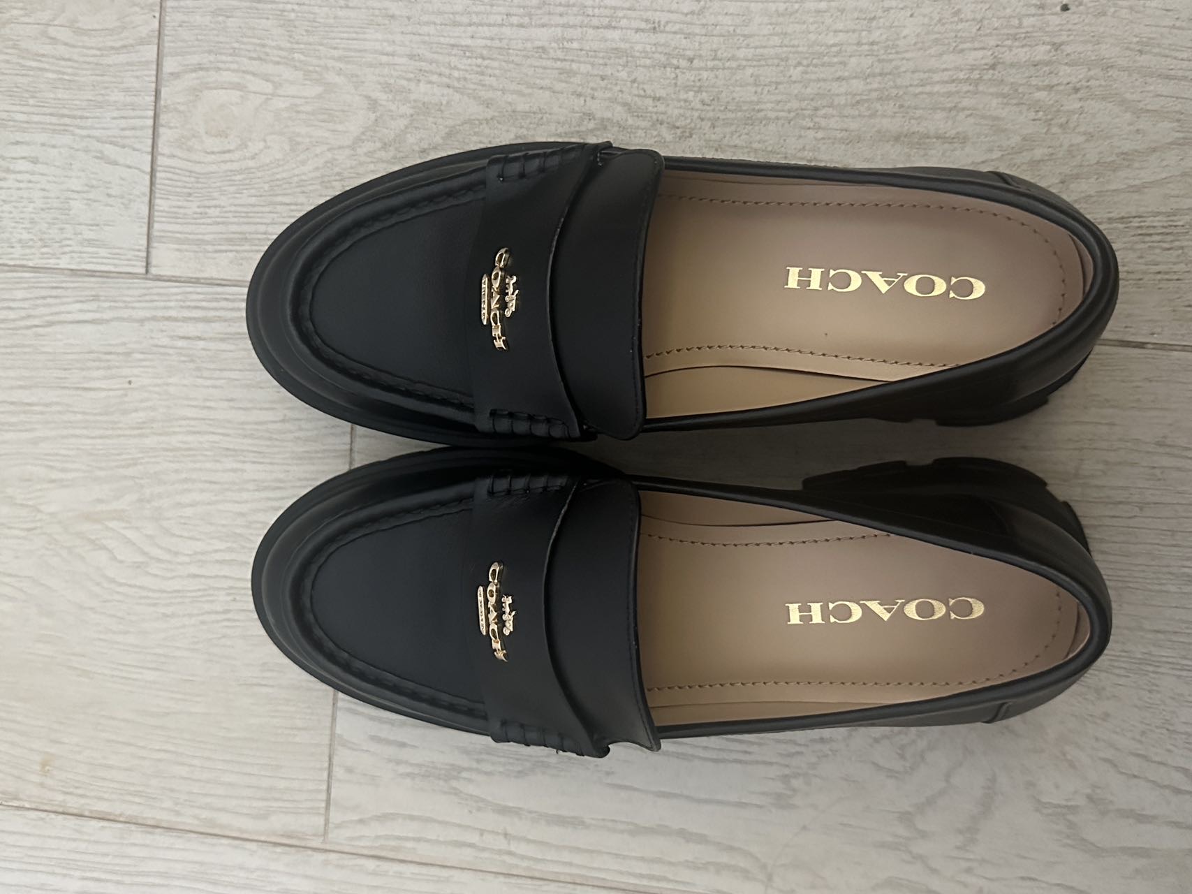 Coach 乐福鞋