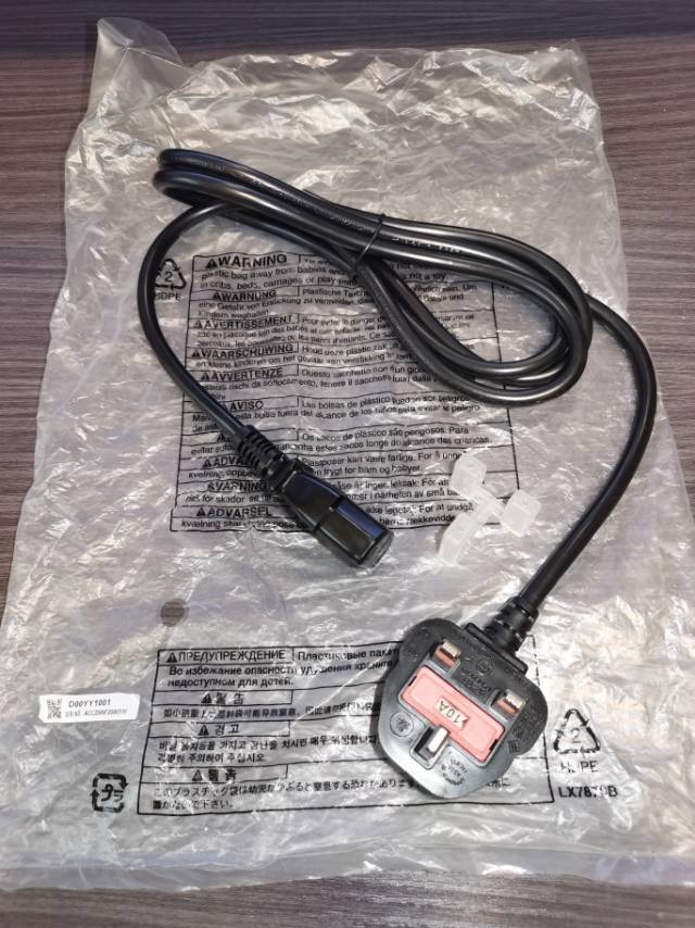 电源线 (含10A保险丝)