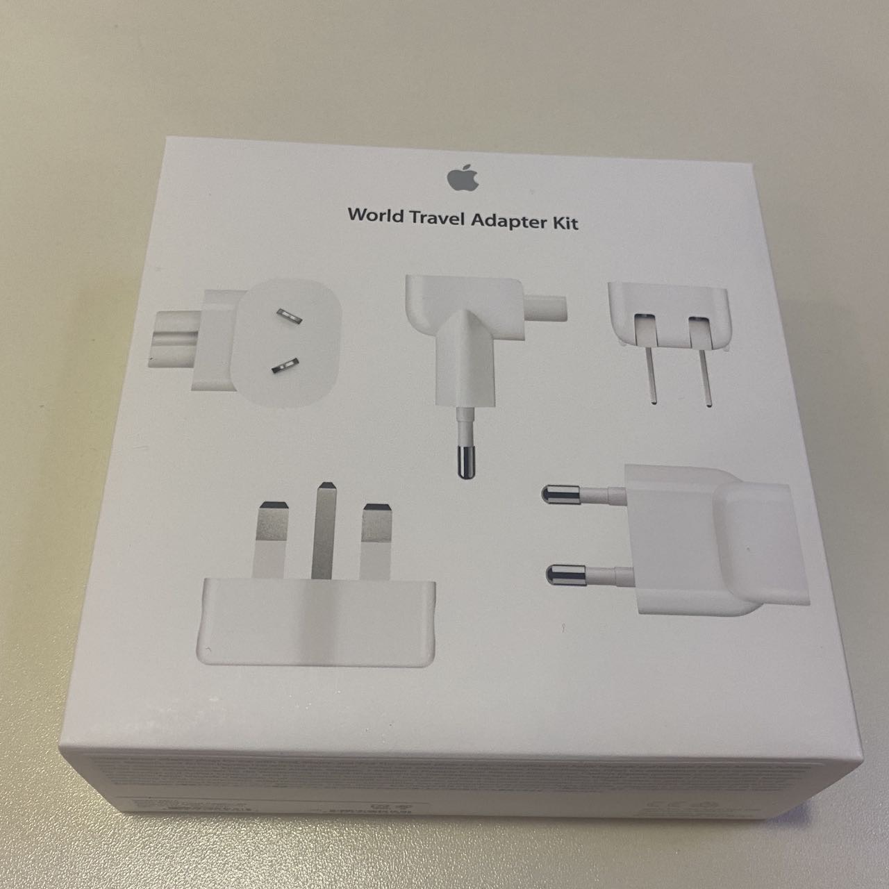 Apple World Travel Adapter Kit苹果全球旅行转换器