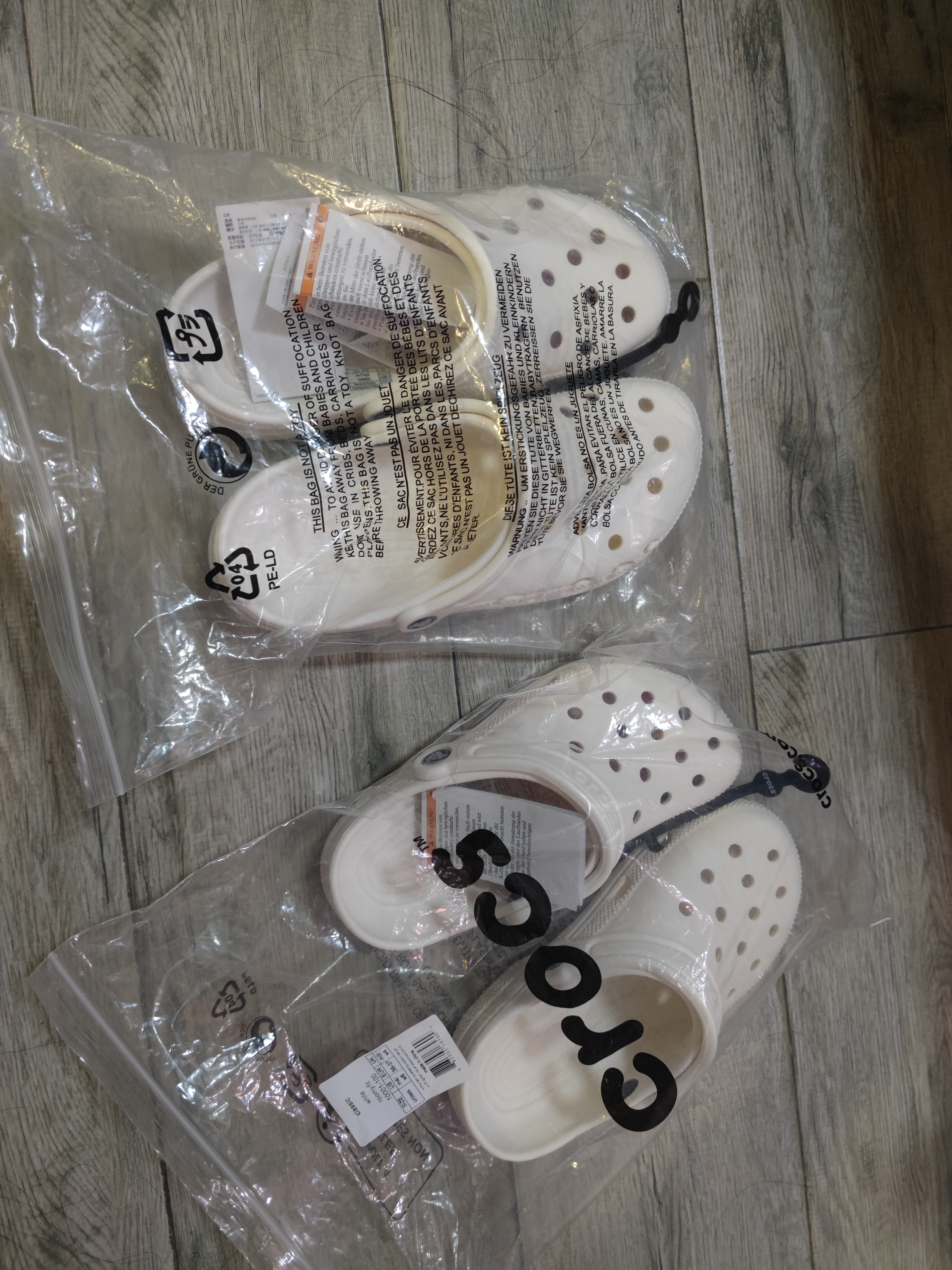 洞洞鞋CROCS