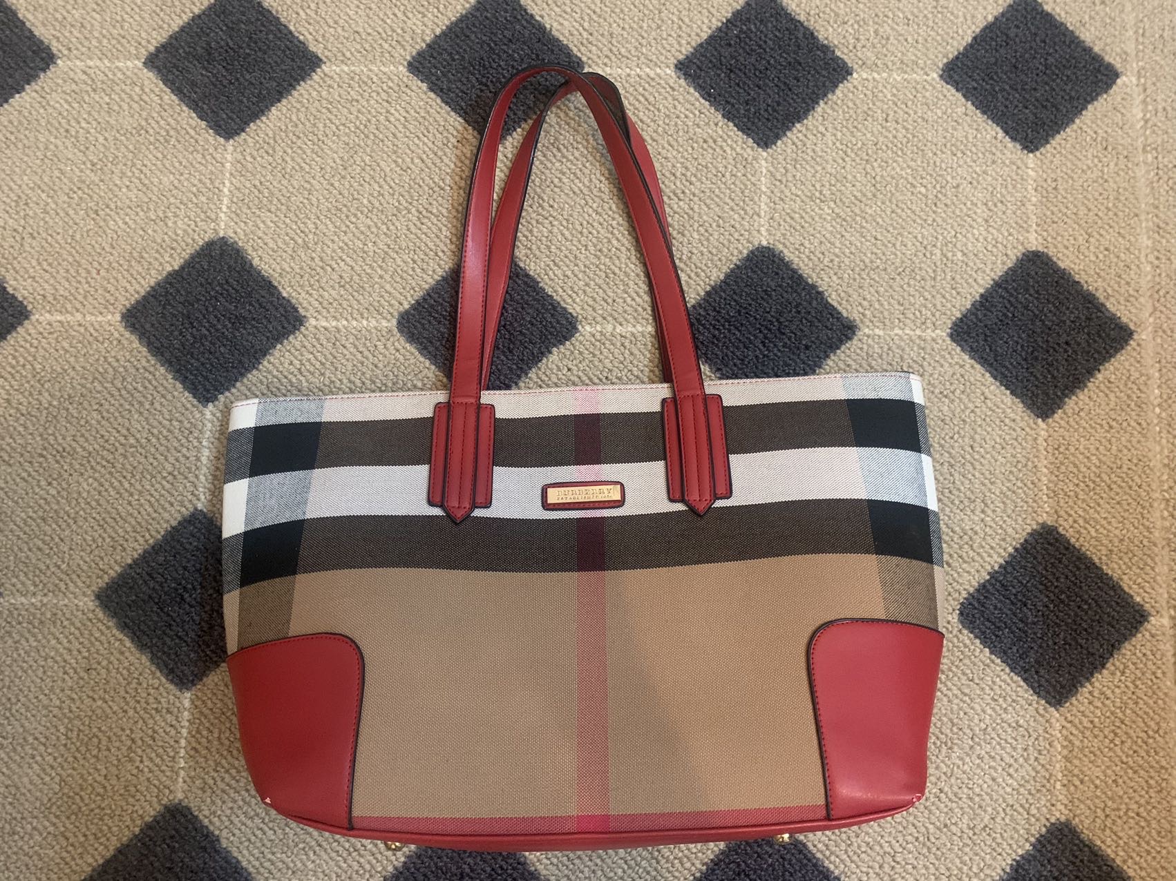 Burberry托特