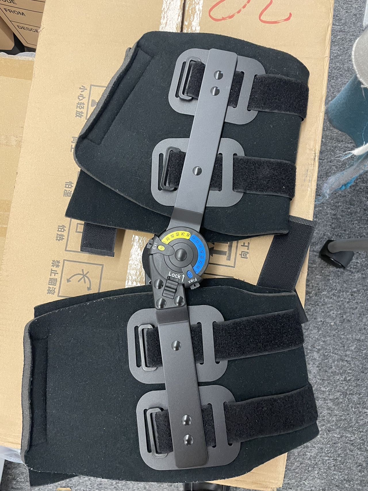 腿部支架